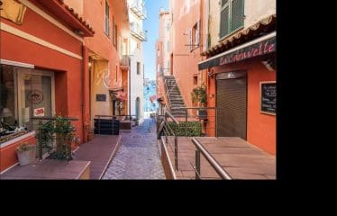 Alpes-Maritimes (06) Villefranche-sur-Mer vieille ville