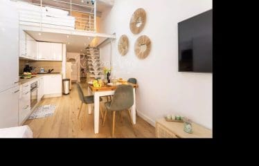 Alpes-Maritimes (06) Villefranche-sur-Mer vieille ville