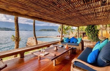 Propriété pieds dans l eau  exclusive  dans une île paradisiaque à Angra dos Reis