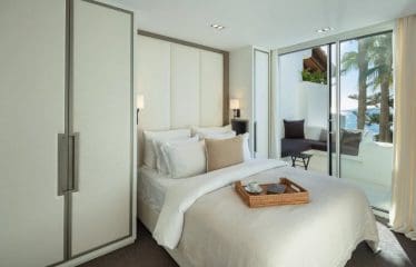 Très beau Penthouse avec vue mer située à Marbella