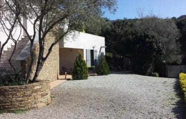 AGNIIQUE IMMOBILE DI PRESTIGIO su 2 livelli: 250 mq abitabili ad OLETTA VISTA MARE