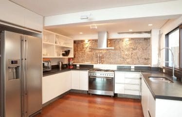 Somptueuse Propriété avec 5 chambres vue mer et accès à la plage à Joá