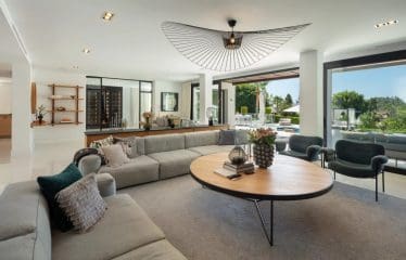 Magnifique villa de luxe située à Nueva Andalucia