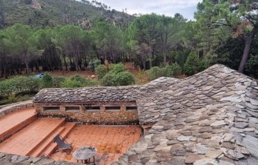 DOSSIER CONFIDENTIEL  Unique Bastide de pierre sur  de Bavella ultra protégé