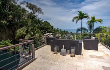 Très belle Villa située à Phuket proche de la plage