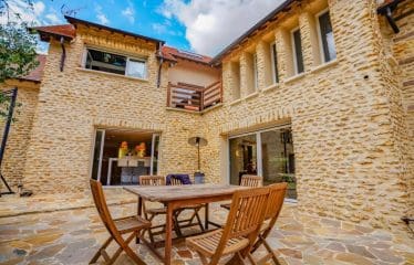 PROPRIETE DE CHARME EXCEPTIONNELLE  Adainville