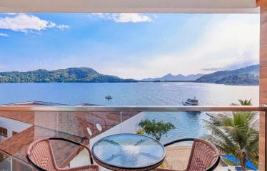 Magnifica proprietà sul lungomare ad Angra dos Reis