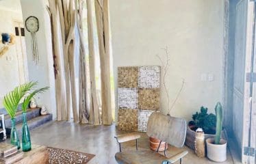 Splendide villa située en bord de mer à Cabrera