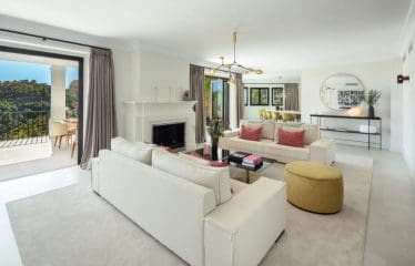 Magnificent MANOR HOUSE WITH PANORAMIC SEA VIEWS IN EL MADROÑAL
