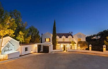 Magnificent MANOR HOUSE WITH PANORAMIC SEA VIEWS IN EL MADROÑAL