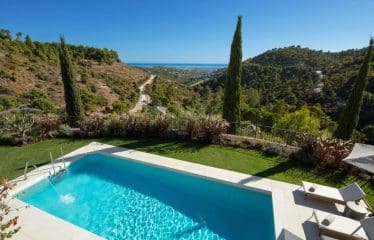 Magnificent MANOR HOUSE WITH PANORAMIC SEA VIEWS IN EL MADROÑAL