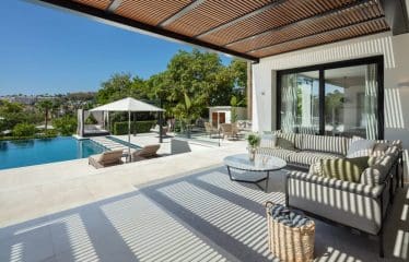 Magnifique villa de luxe située à Nueva Andalucia