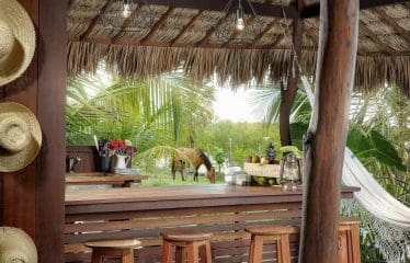 Magnifique Propriété de 9 suites en front de mer dans la nature tropicale de Jericoacoara