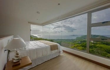 Splendide villa de luxe avec une vue panoramique sur la mer