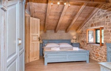 Villa en pierre sur l&rsquo;île de Hvar