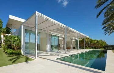 Splendide villa de luxe située au bord du golf