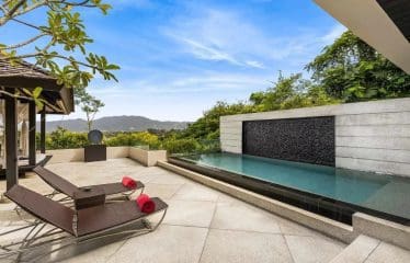 Somptueux penthouse de luxe avec piscine situé à Layan