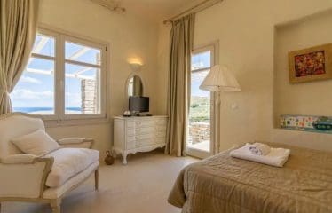 Magnifique Villa les pieds dans l&rsquo;eau – Île de Kéa