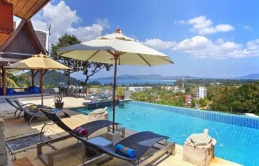 Very beautiful villa located in a luxury domain in Surin