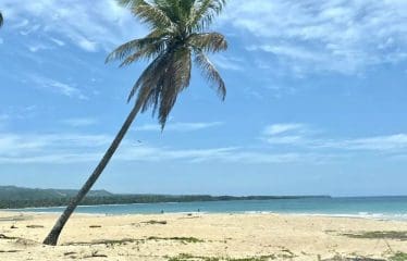 Splendide villa située en bord de mer à Cabrera