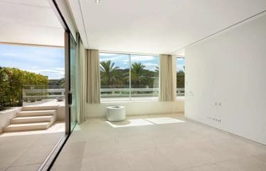 Splendide villa de luxe située au bord du golf