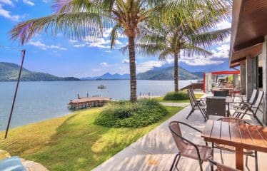 DOSSIER CONFIDENTIEL   Superbe propriété de luxe sur la mer à Angra dos Reis