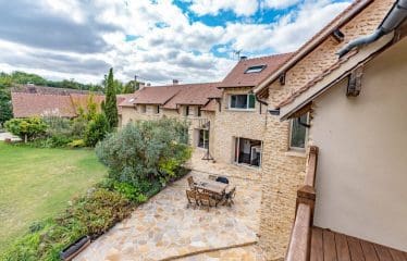 PROPRIETE DE CHARME EXCEPTIONNELLE  Adainville