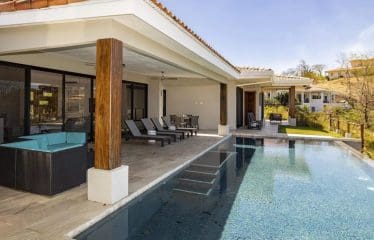 Très belle villa contemporaine avec vue sur l&rsquo;océan