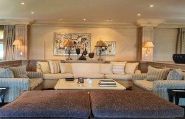 Bellissima villa di lusso situata a Glyfada