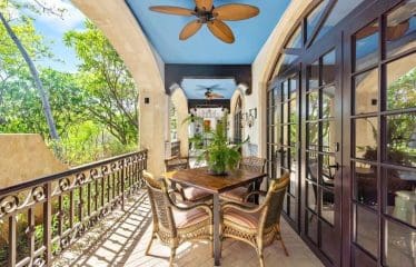 Magnifique Propriété Villa De Luxe Unique En Bord De Mer