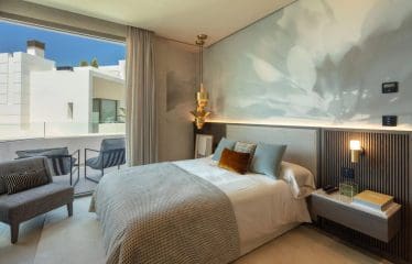 Très belle villa moderne jumelée située à Marbella