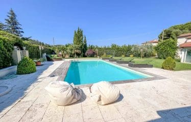 Splendide propriété pleine de charme située à Cecina