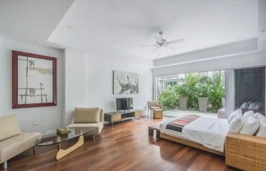 Très belle villa qui offre une vue imprenable sur la mer