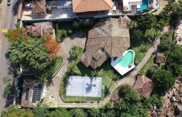 Très belle VILLA vue sur la mer  à Ilhabela