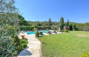 Splendide propriété pleine de charme située à Cecina