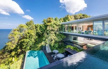 Exceptionnelle Villa de Luxe avec une vue splendide sur la mer