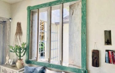 Splendide villa située en bord de mer à Cabrera