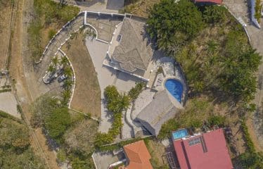Grande villa avec une vue sur l&rsquo;océan située à Ocotal