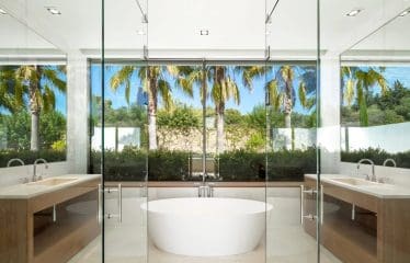 Splendide villa de luxe située au bord du golf