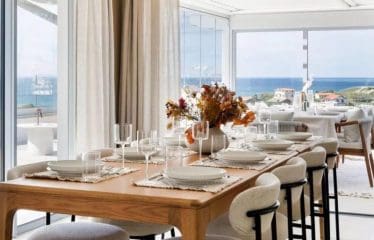 Magnifique Propriété neuve situé dans les quartiers élégant de Biarritz vue mer Panoramique sur l océan .