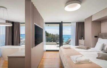 Très belle  villa avec vue sur la mer dans la région de Zadar