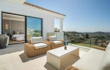 MAGNIFIQUE VILLA DE LUXE UNIQUE AVEC VUES INÉGALÉES À EL HERROJO