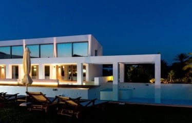 Magnifique Villa moderne en bord de mer