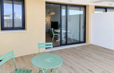 Bel appartement moderne avec une terrasse ensoleillée