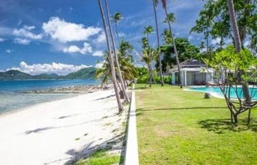 Très belle villa de luxe située en bord de mer à Ko Samui
