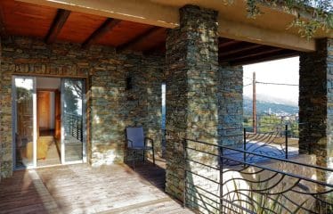 Somptueuse  propriété en pierres , sur les hauteurs de la Casinca