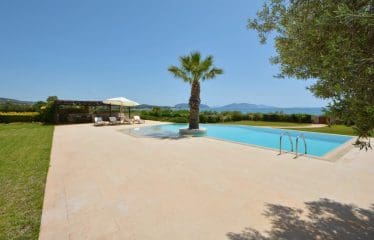 Somptueuse Villa Vue mer sur Petrothalassa