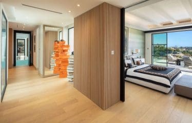 Très belle villa de luxe moderne située à Marbella