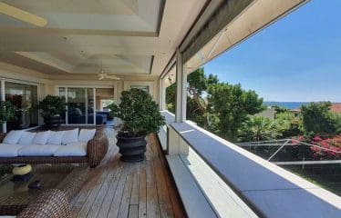 Bellissima villa di lusso situata a Glyfada