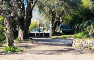 Belle Propriété sur les hauteurs de Villefranche sur mer , sur 2 niveaux
